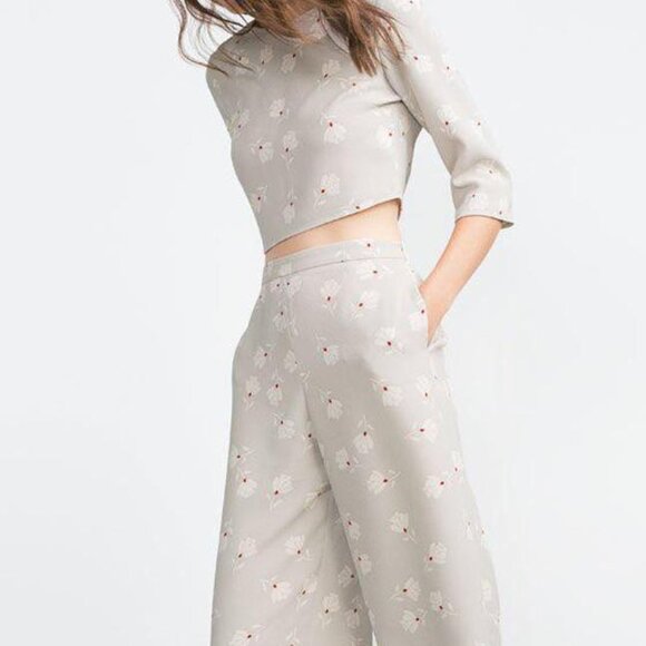 Zara Pants - ZARA 2 PCS gray culottes pants with a floral with red dots print top size M